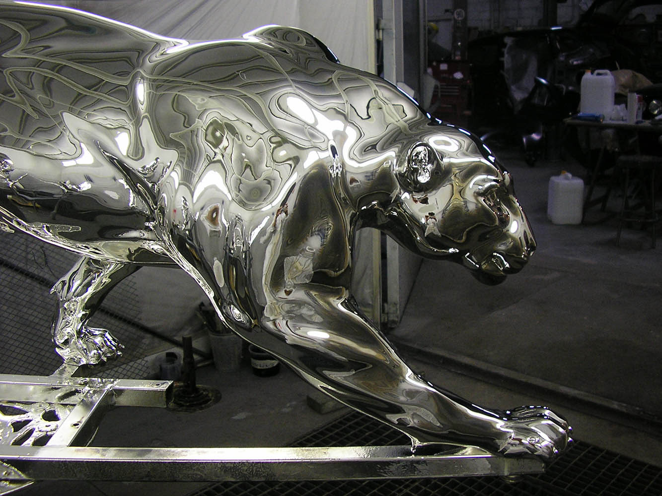 Yves Pires - Sculptures : Panthre Chrome